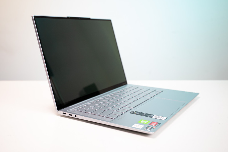 Lenovo Yoga Slim 7 Carbon 14ACN6