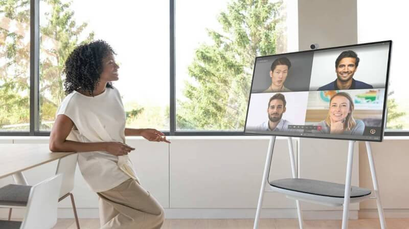 Surface Hub 2S